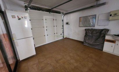 Herverkoop - Villa -
Villena