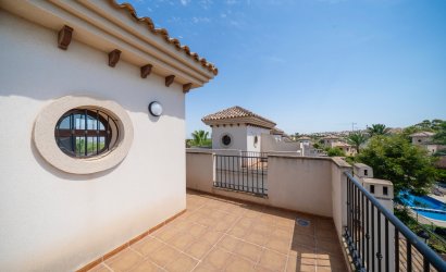 Resale - Townhouse -
Algorfa