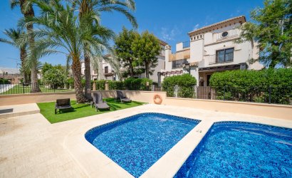 Resale - Townhouse -
Algorfa