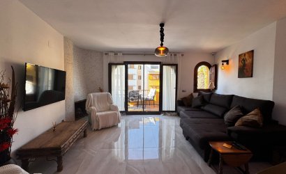 Revente - Apartment -
Punta Prima