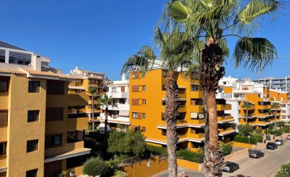 Revente - Apartment -
Punta Prima