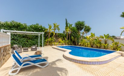 Herverkoop - Villa -
San Fulgencio