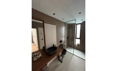 Herverkoop - Villa -
La Nucía