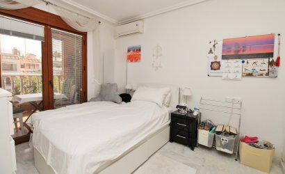 Reventa - Apartment -
Villamartín - PAU 8