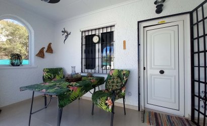 Resale - Villa -
Torrevieja - La Siesta
