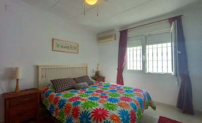 Resale - Villa -
Torrevieja - La Siesta