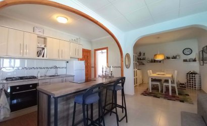 Resale - Villa -
Torrevieja - La Siesta