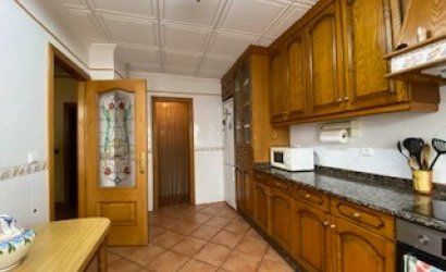 Herverkoop - Herenhuis -
Sax