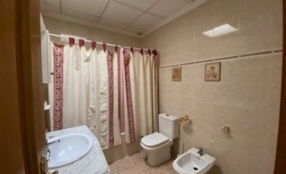 Herverkoop - Herenhuis -
Sax