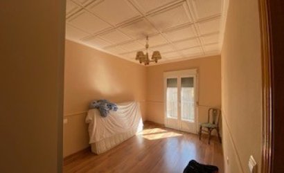 Herverkoop - Herenhuis -
Sax