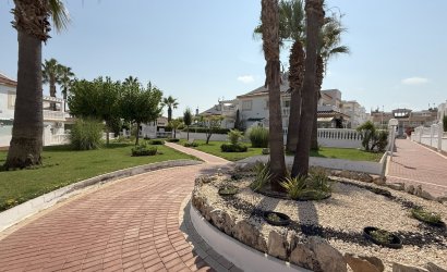Herverkoop - Apartment -
Orihuela Costa - La Zenia