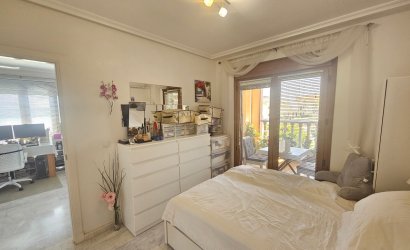 Herverkoop - Apartment -
Villamartín - PAU 8