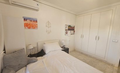 Herverkoop - Apartment -
Villamartín - PAU 8