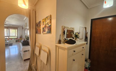 Herverkoop - Apartment -
Villamartín - PAU 8