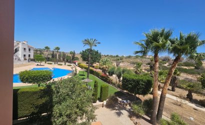 Herverkoop - Apartment -
Villamartín - PAU 8