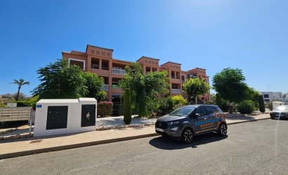 Herverkoop - Apartment -
Villamartín - PAU 8