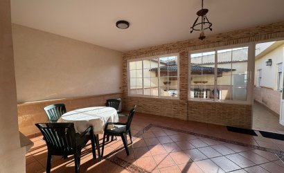 Herverkoop - Herenhuis -
Los Montesinos