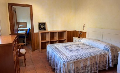 Herverkoop - Herenhuis -
Los Montesinos