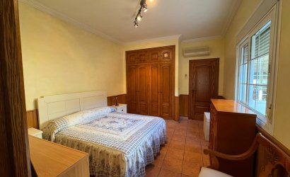 Herverkoop - Herenhuis -
Los Montesinos