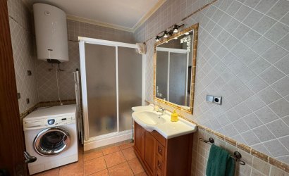 Herverkoop - Herenhuis -
Los Montesinos