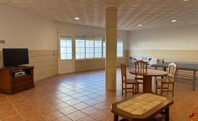 Herverkoop - Herenhuis -
Los Montesinos