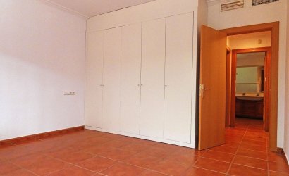 Revente - Villa -
Elda