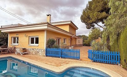 Revente - Villa -
Elda