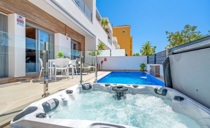 Reventa - Adosado -
Formentera del Segura