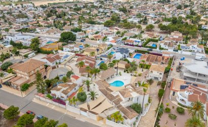 Herverkoop - Villa -
Ciudad Quesada