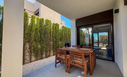 Herverkoop - Herenhuis -
Algorfa