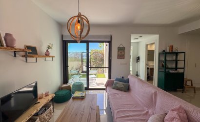 Herverkoop - Herenhuis -
Algorfa