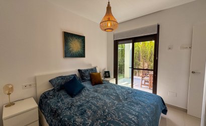 Herverkoop - Herenhuis -
Algorfa