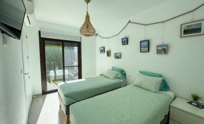 Herverkoop - Herenhuis -
Algorfa