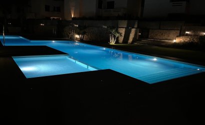 Herverkoop - Herenhuis -
Algorfa