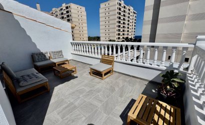 Herverkoop - Villa -
Punta Prima