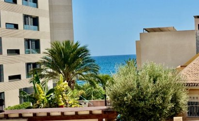 Herverkoop - Villa -
Punta Prima