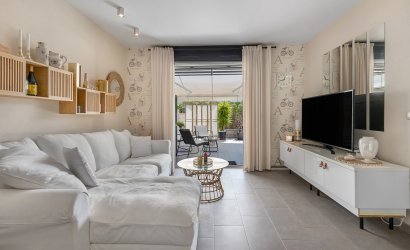 Herverkoop - Apartment -
La Mata - Playa