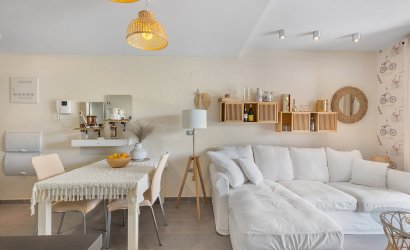 Herverkoop - Apartment -
La Mata - Playa