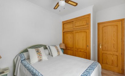 Herverkoop - Apartment -
La Mata - Playa