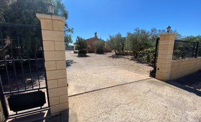 Revente - Country House -
Salinas