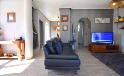 Reventa - Villa -
Orihuela Costa - Playa Flamenca
