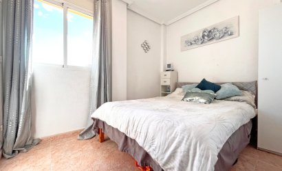 Resale - Villa -
Orihuela Costa - La Zenia