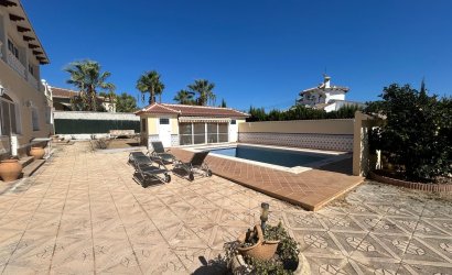 Resale - Villa -
Ciudad Quesada - town