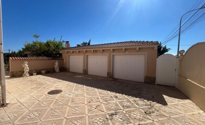 Resale - Villa -
Ciudad Quesada - town