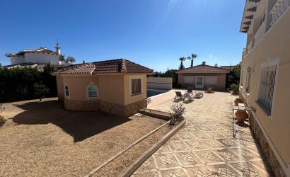 Resale - Villa -
Ciudad Quesada - town