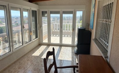 Resale - Villa -
Ciudad Quesada - town