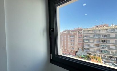 Revente - Apartment -
Torrevieja - Center