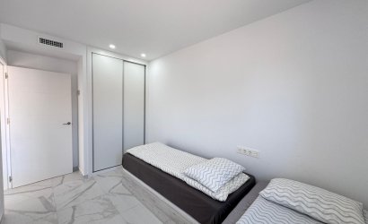 Revente - Apartment -
Torrevieja - Center