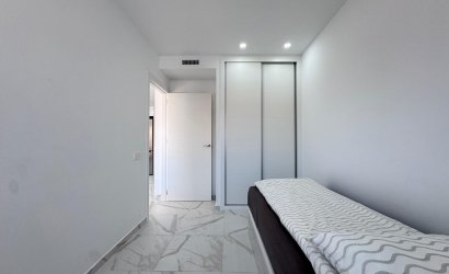 Revente - Apartment -
Torrevieja - Center
