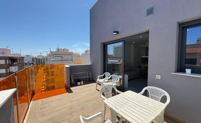 Revente - Apartment -
Torrevieja - Center